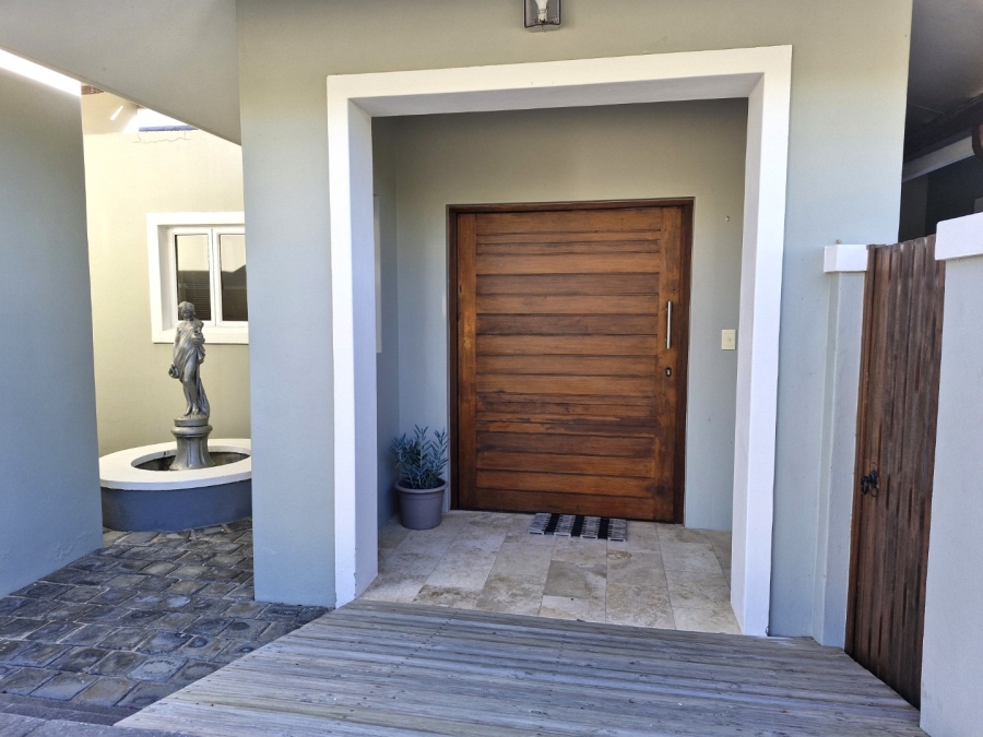 4 Bedroom Property for Sale in Pezula Golf Estate Western Cape